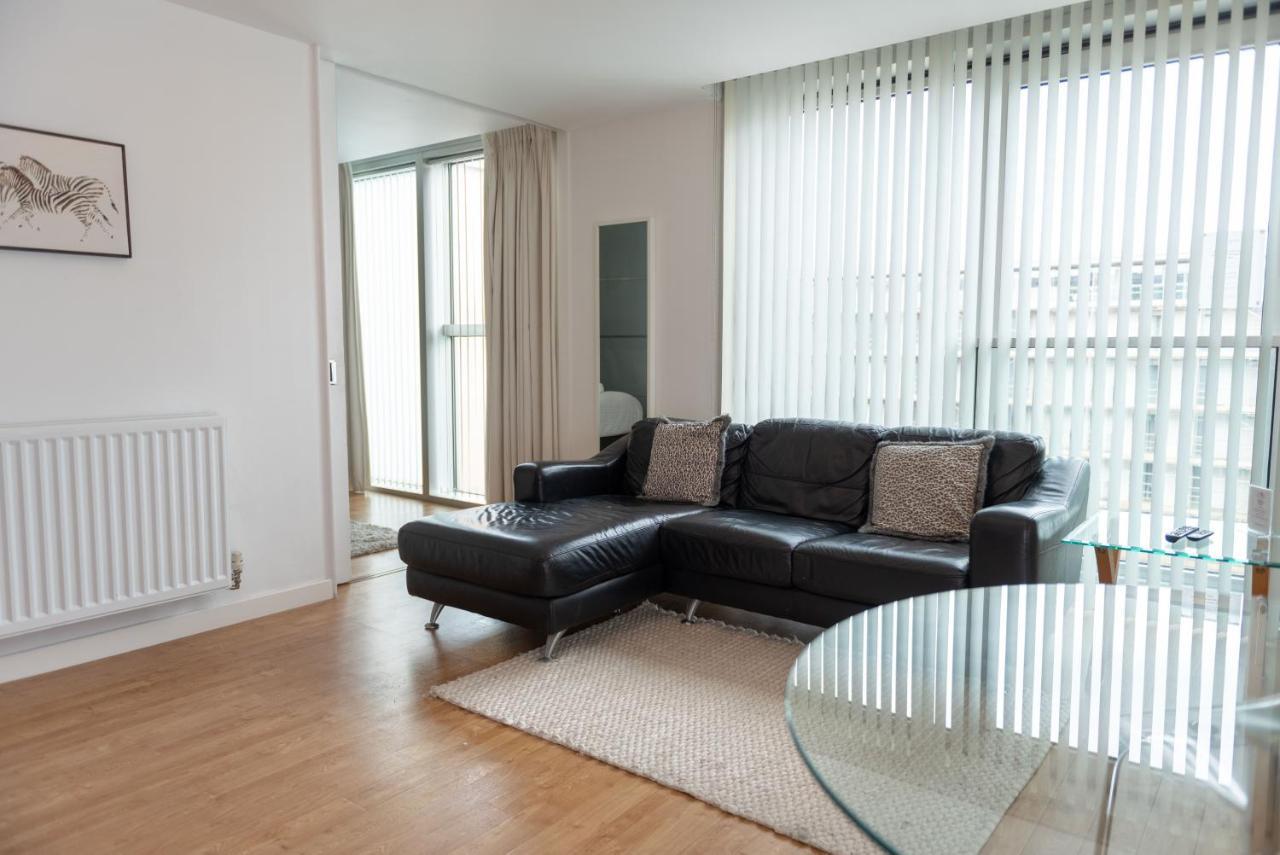 City Stay Apartments - Hub Μίλτον Κέινς Εξωτερικό φωτογραφία