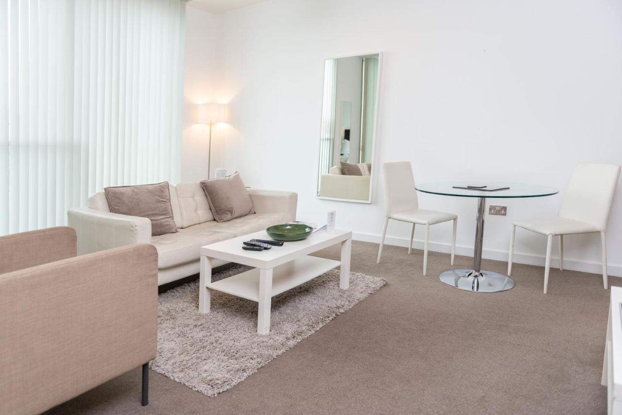 City Stay Apartments - Hub Μίλτον Κέινς Εξωτερικό φωτογραφία