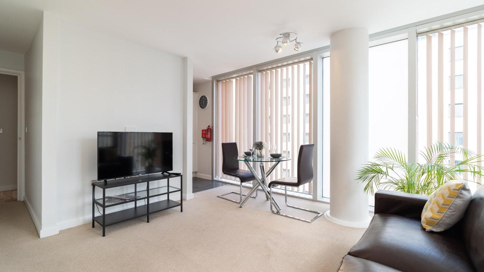City Stay Apartments - Hub Μίλτον Κέινς Εξωτερικό φωτογραφία