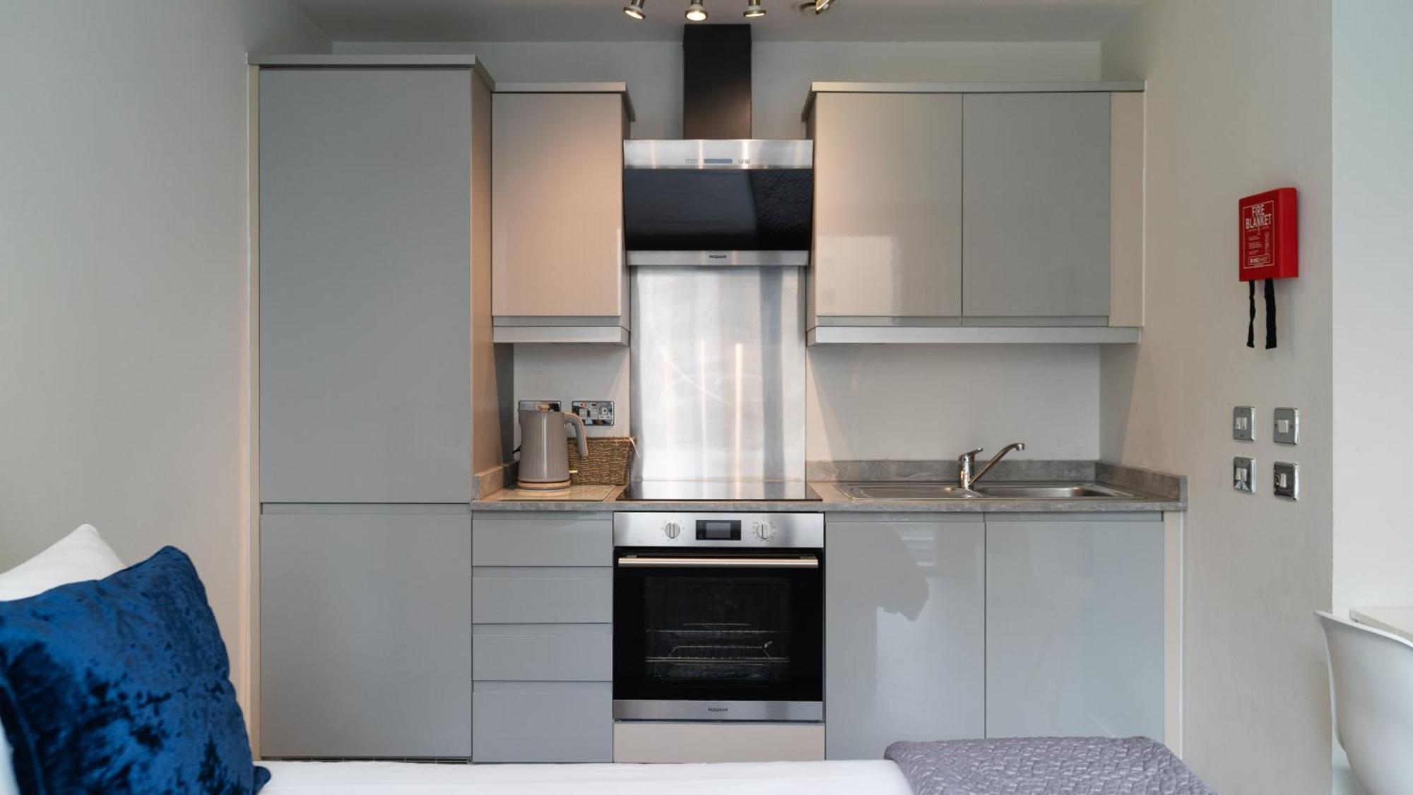 City Stay Apartments - Hub Μίλτον Κέινς Εξωτερικό φωτογραφία