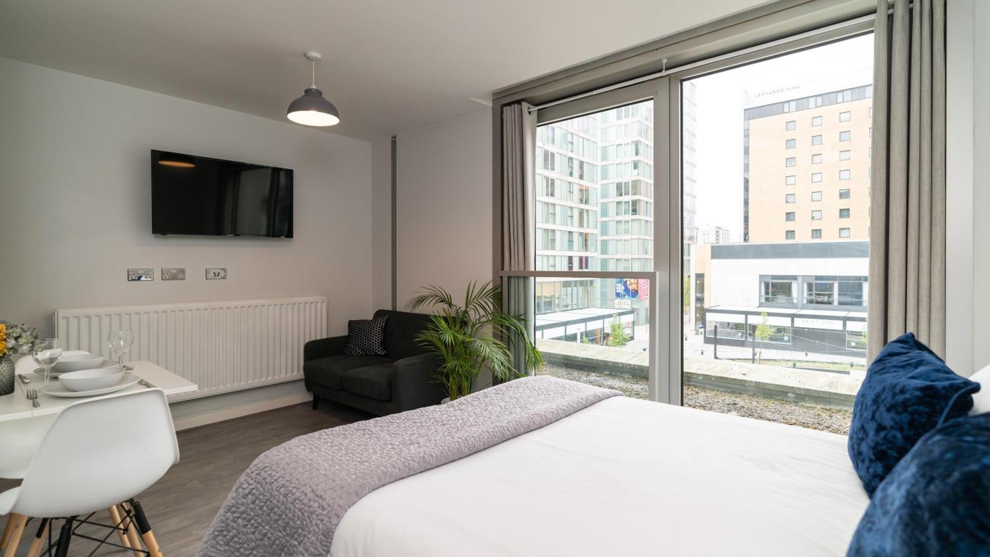 City Stay Apartments - Hub Μίλτον Κέινς Εξωτερικό φωτογραφία
