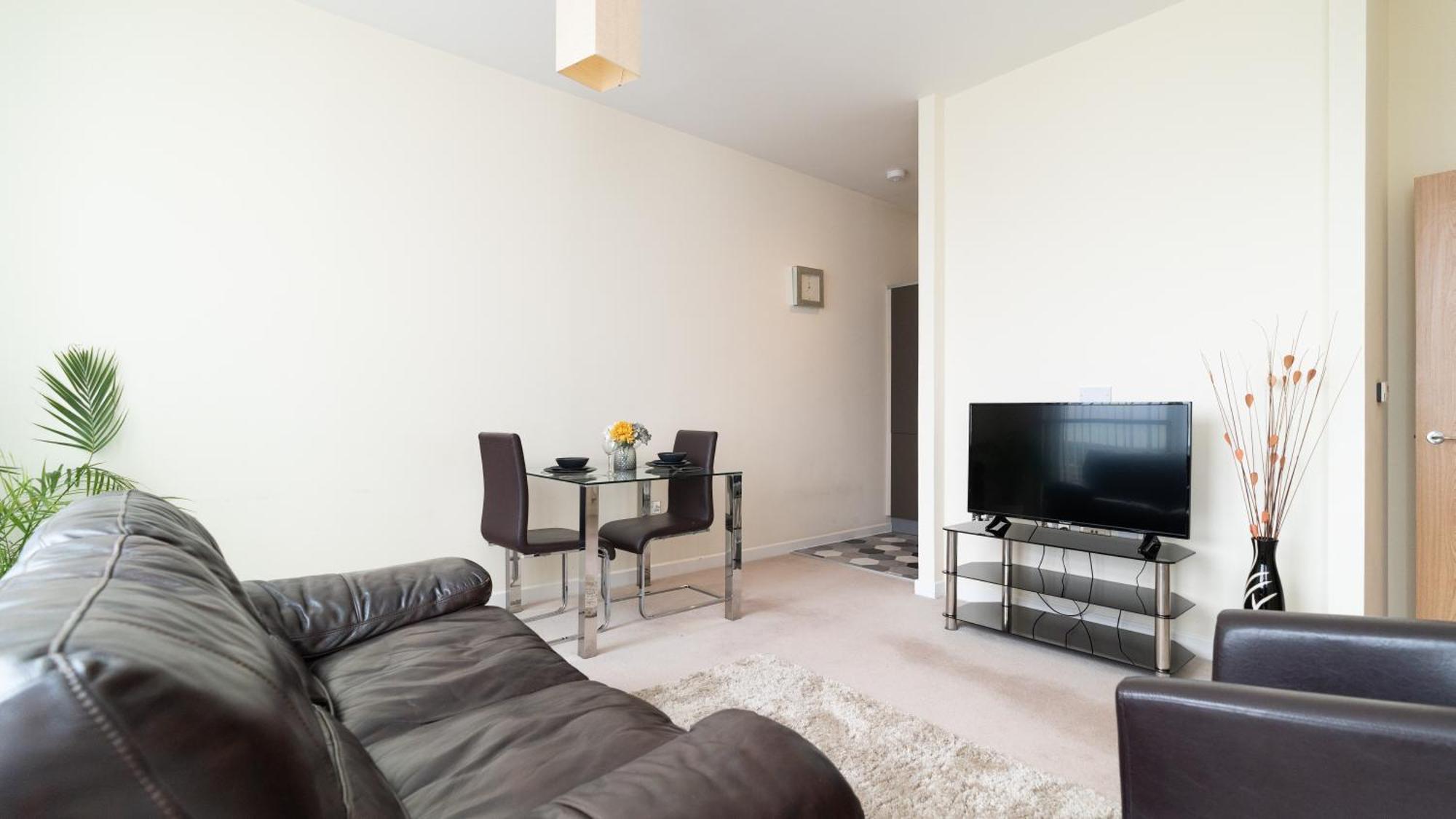 City Stay Apartments - Hub Μίλτον Κέινς Εξωτερικό φωτογραφία