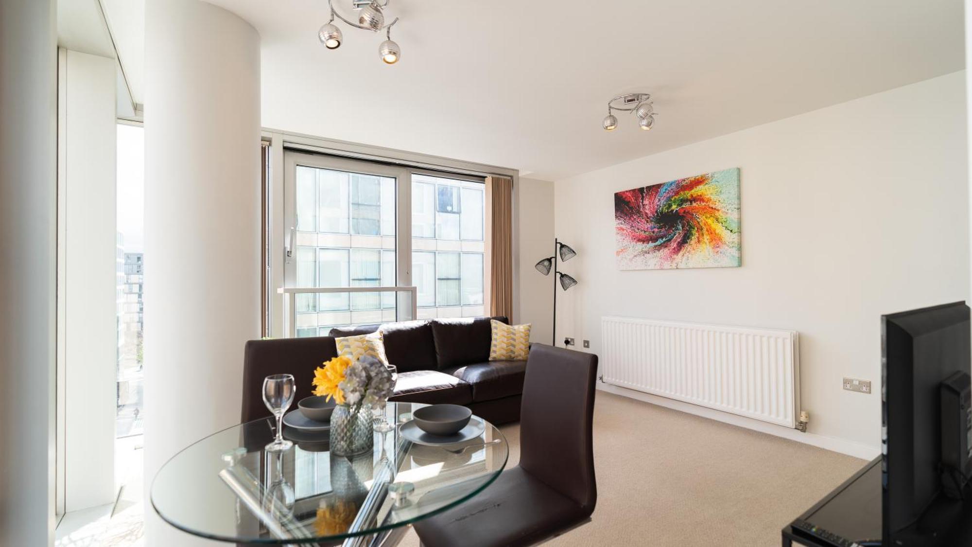 City Stay Apartments - Hub Μίλτον Κέινς Εξωτερικό φωτογραφία