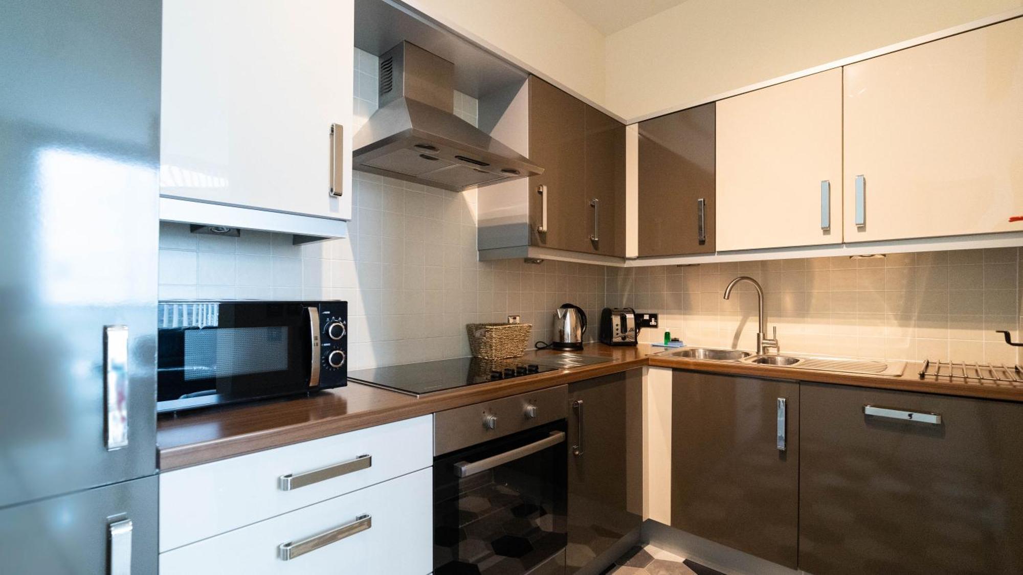 City Stay Apartments - Hub Μίλτον Κέινς Εξωτερικό φωτογραφία