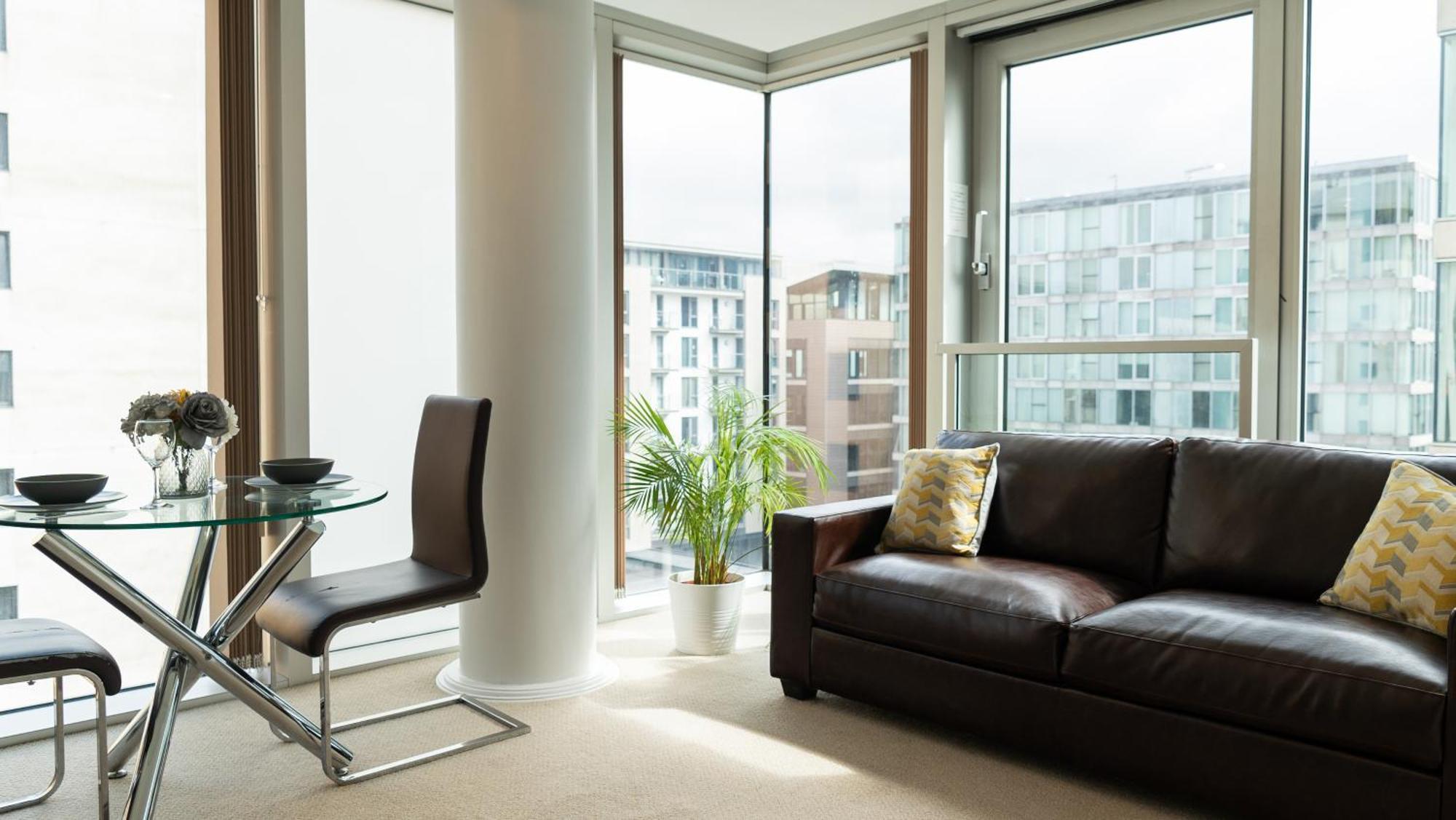 City Stay Apartments - Hub Μίλτον Κέινς Εξωτερικό φωτογραφία